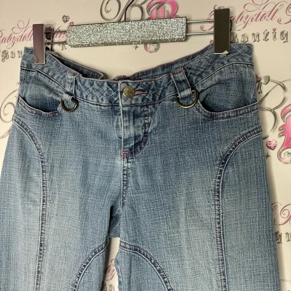 Tralia Soda Capri denim jeans with pink stitching, buckle belt, loops Y2K - Picture 5 of 12